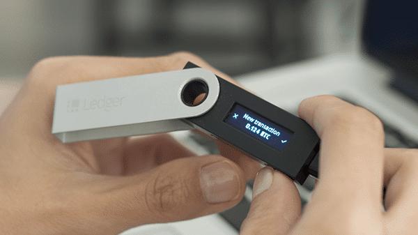 Ledger 披露供应链攻击：团伙拆机植入恶意硬件窃取助记词，东南亚暂停销售